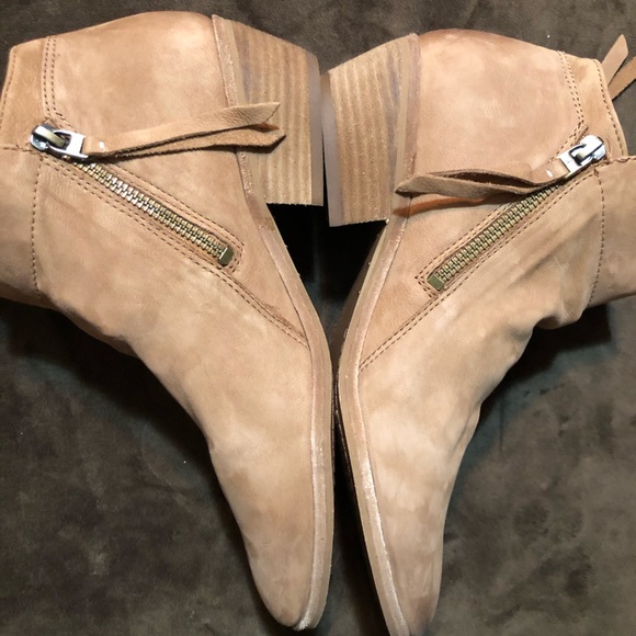 Sam Edelman Shoes - NEW Sam Edelman Ankle Booties
